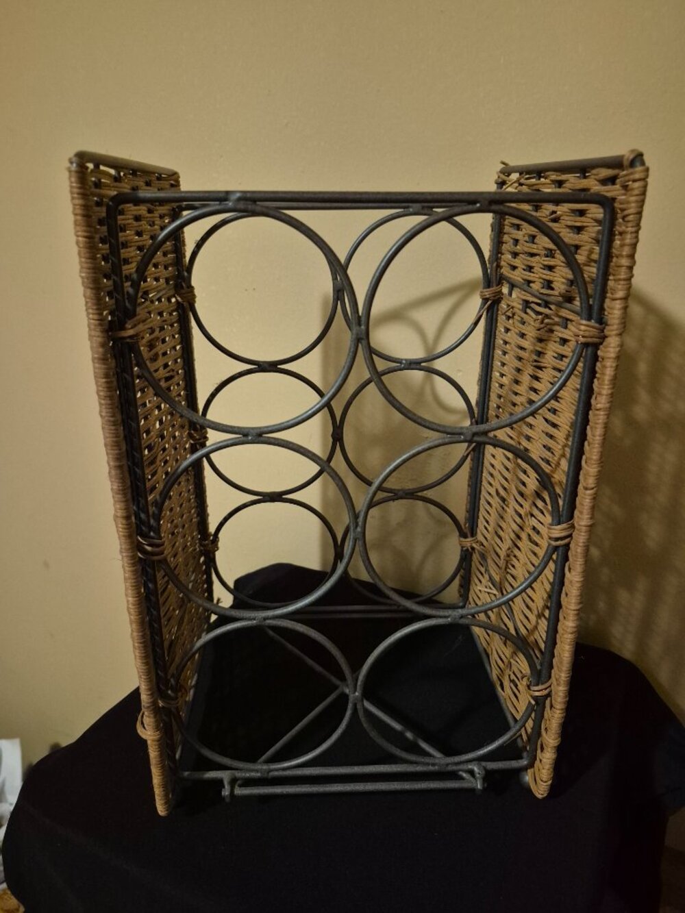 VINTAGE WICKER & METAL WINE RACK (1970's) - Picture 2 of 5